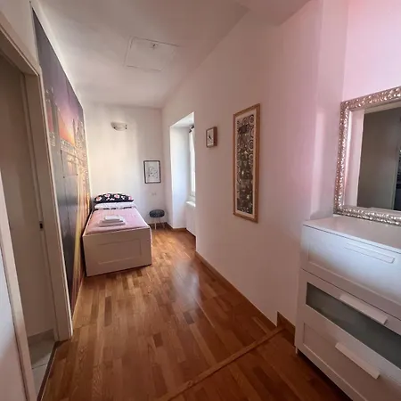 Casa Yuliya With View! Regoledo