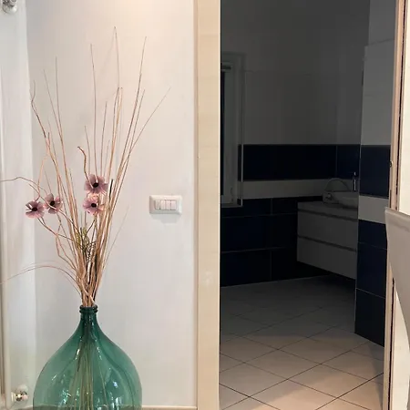Апартаменты Casa Yuliya With View! Regoledo