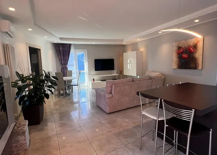 דירה Casa Yuliya With View! Regoledo