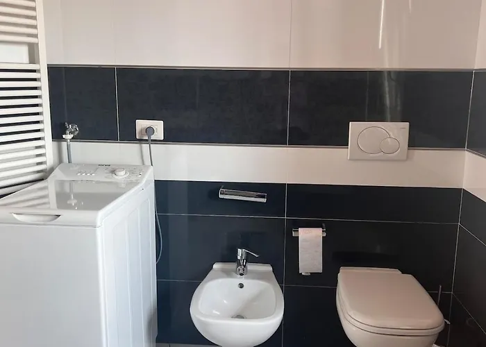 Casa Yuliya With View! Regoledo